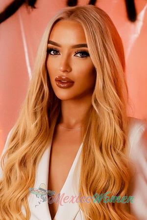 223698 - Polina Age: 25 - Ukraine