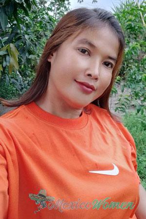224011 - Puthea Age: 41 - Cambodia