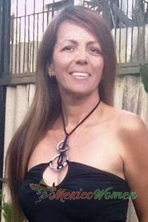 225605 - Silvia Age: 48 - Costa Rica