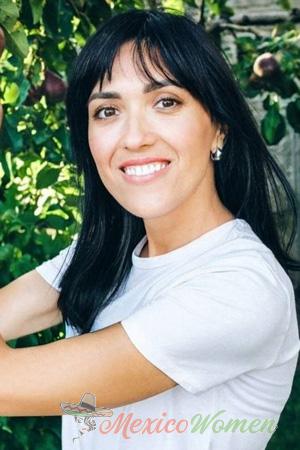 225912 - Oksana Age: 36 - Ukraine