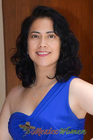 226406 - Leslie Age: 44 - Peru