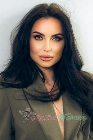 226470 - Yevheniia Age: 30 - Ukraine