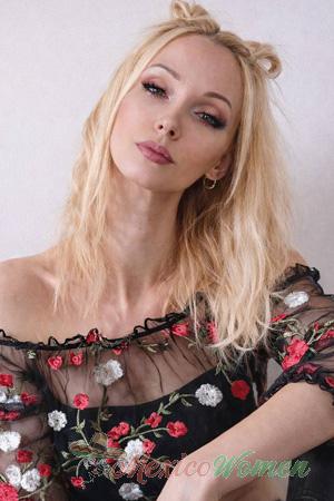 227356 - Veronika Age: 30 - Ukraine