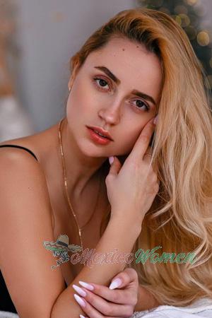 227723 - Hanna Age: 31 - Ukraine