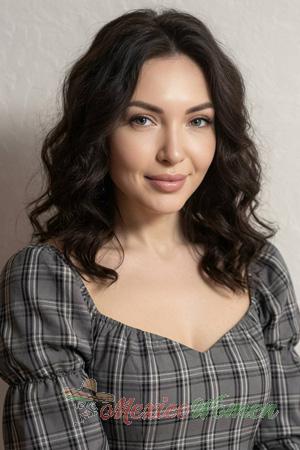 227872 - Natalia Age: 34 - Ukraine