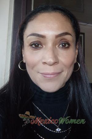 227893 - Oyuky Age: 58 - Costa Rica
