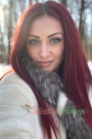 228194 - Roksolana Age: 34 - Ukraine