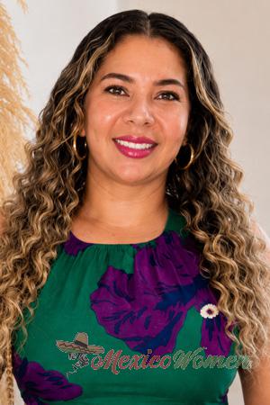 228312 - Yuly Age: 41 - Colombia