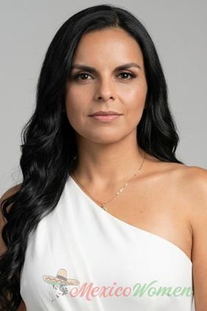 228869 - Yesenia Age: 36 - Costa Rica