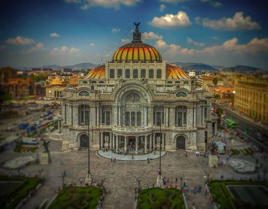 Mexico City in the heart of the second happiest country in the world